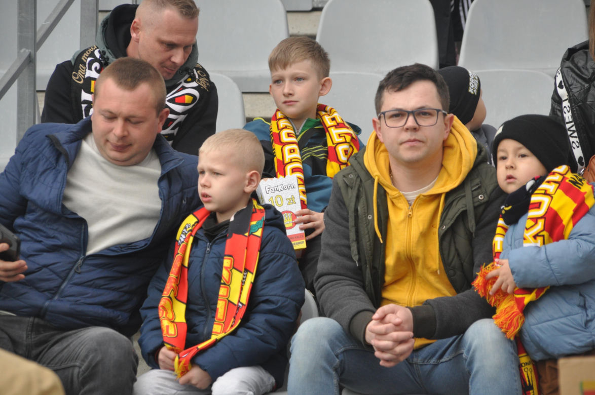 Tak dopingowali kibice na meczu Korona Kielce - Radomiak Radom