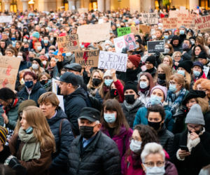 Ani jednej więcej. Najmocniejsze hasła na protestach po śmierci Izabeli z Pszczyny [ZDJĘCIA]
