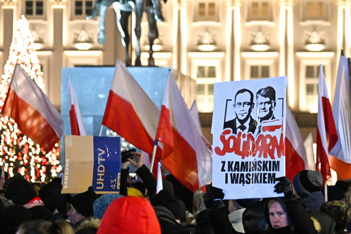 Protest pod Pałacem Prezydenckim