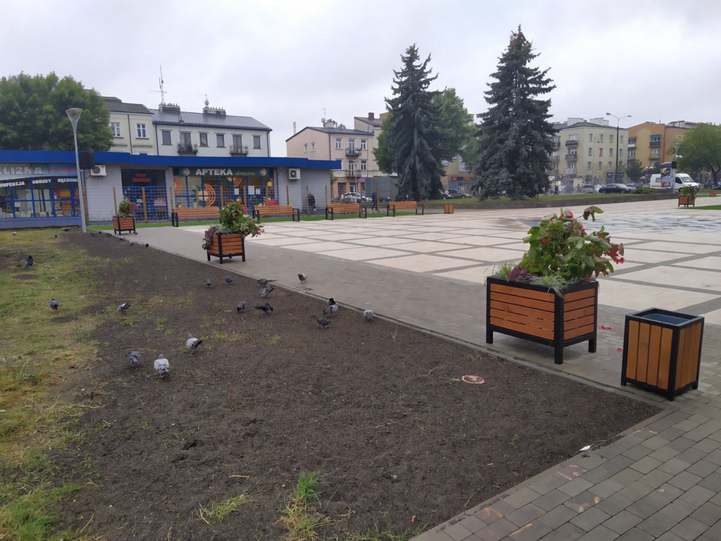 ZOBACZ jak wygląda plac gen. W. Sikorskiego w Siedlcach tuż po zakończeniu prac remontowych!