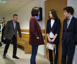 Na Wspólnej, odc. 3238: Eliza (Katarzyna Chorzępa), Jarek (Wojciech Rotowski), Janusz Zawada (Wojciech Kałużyński)