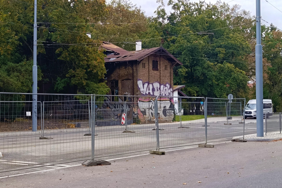 Spalony "domek grabarza" na Pomorzanach