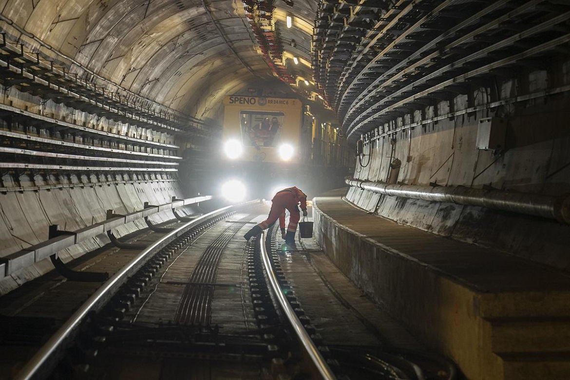Duże zmiany w metrze w Warszawie. Rusza remont na pierwszej linii, wiemy co się zmieni