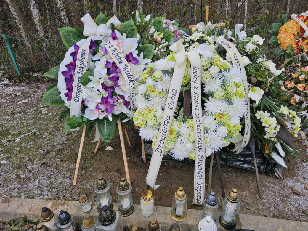 Najblizsi pożegnali siatkarza Jakuba O z Godowej