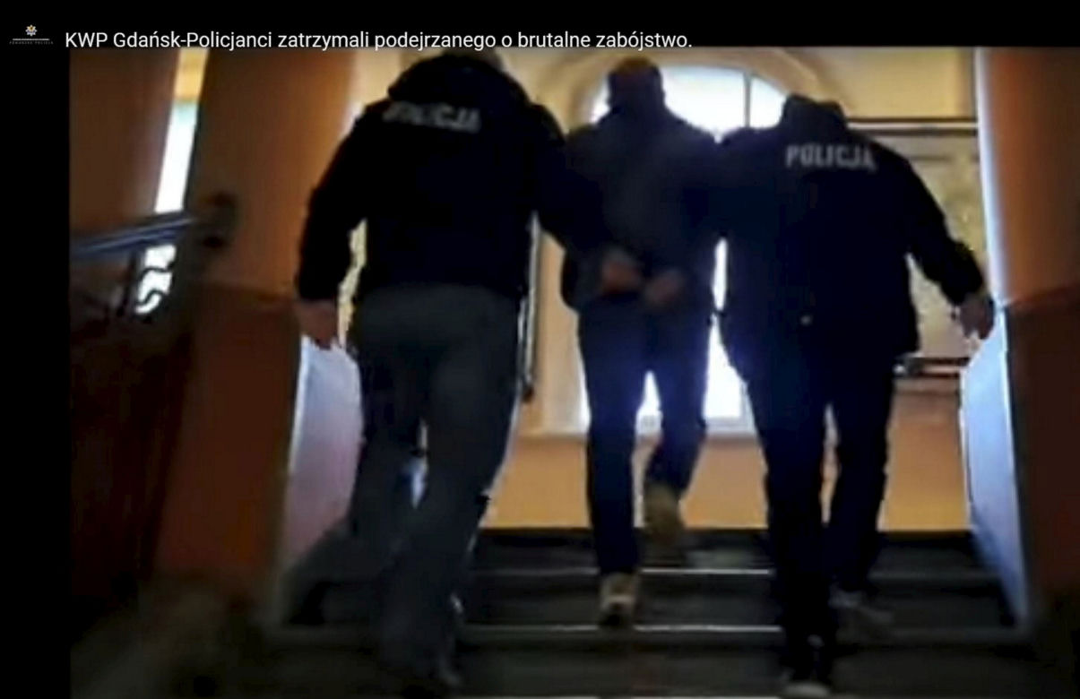 Brutalny mord na działkach w Rumi. Zabił go siekierą i próbował ukryć zwłoki