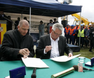 Uroczystość wmurowania kamienia węgielnego pod stadion we Wrocławiu