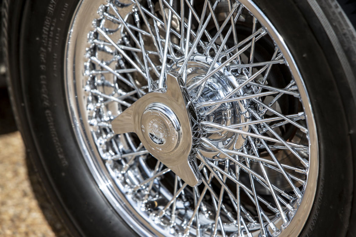 Oryginalny Aston Martin DB5 Jamesa Bonda