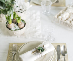 Biała dekoracja stołu w stylu shabby chic