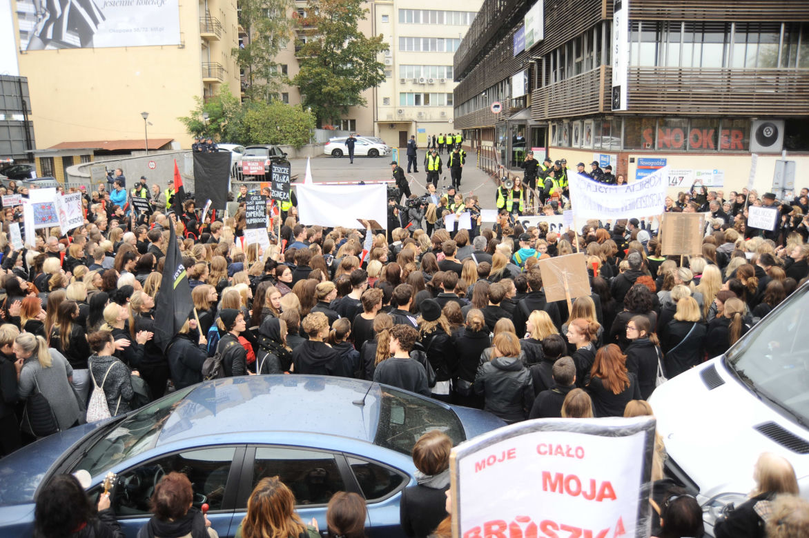 CZARNY PROTEST W WARSZAWIE.