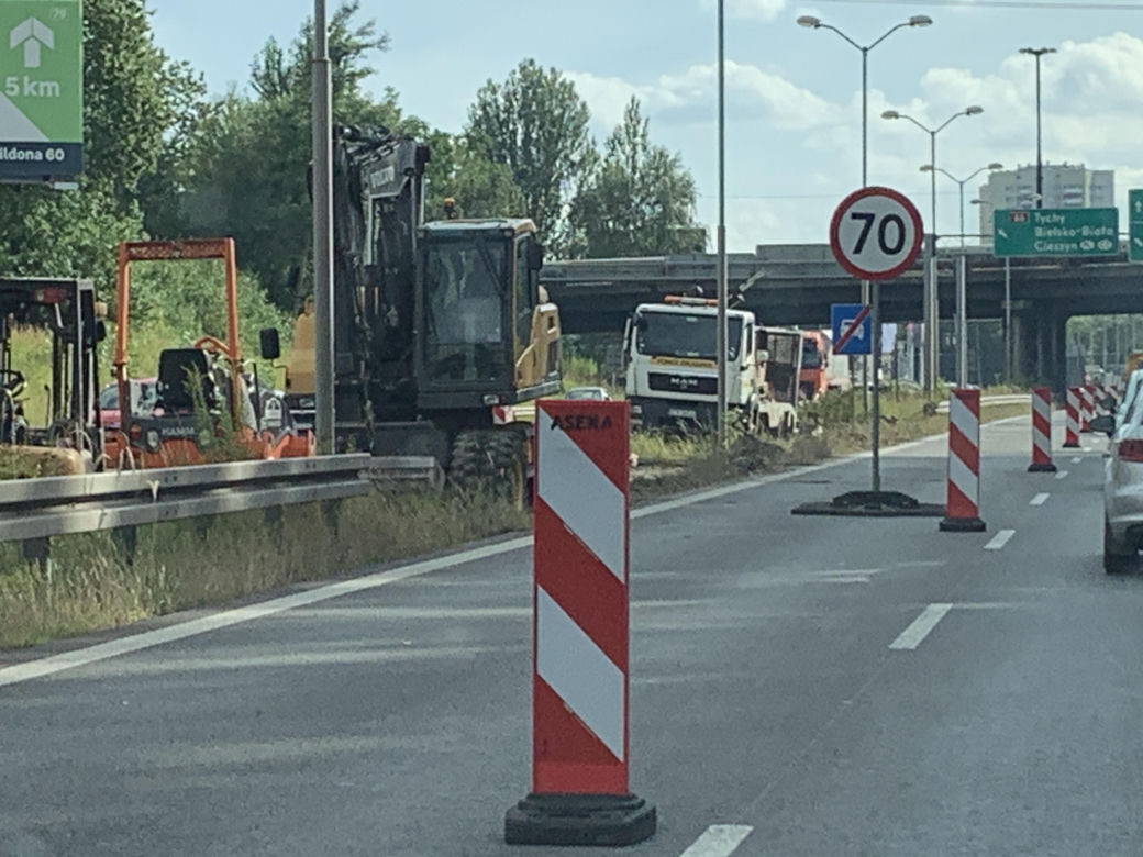 Trasa 86 z Sosnowca do Katowic zakorkowana przez remont