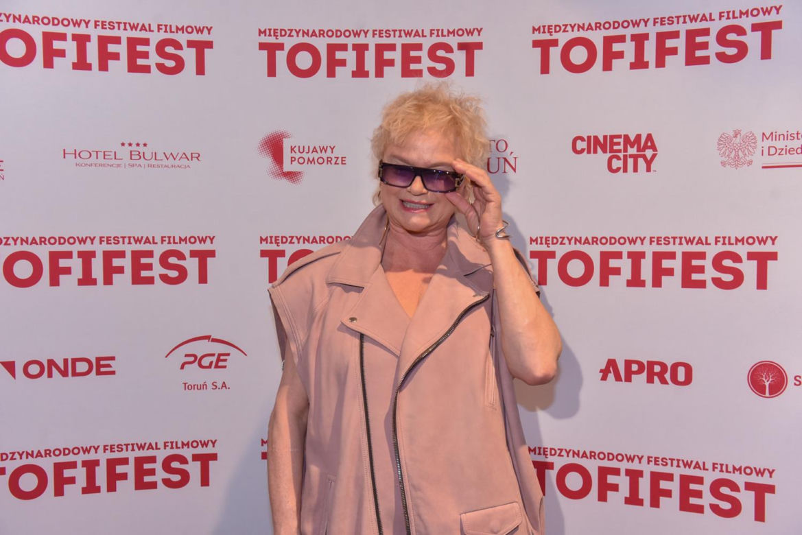 22. MFF Tofifest w Toruniu. Martyna Wojciechowska, Zbigniew Zamachowski, Jerzy Skolimowski i inne gwiazdy na gali zamknięcia