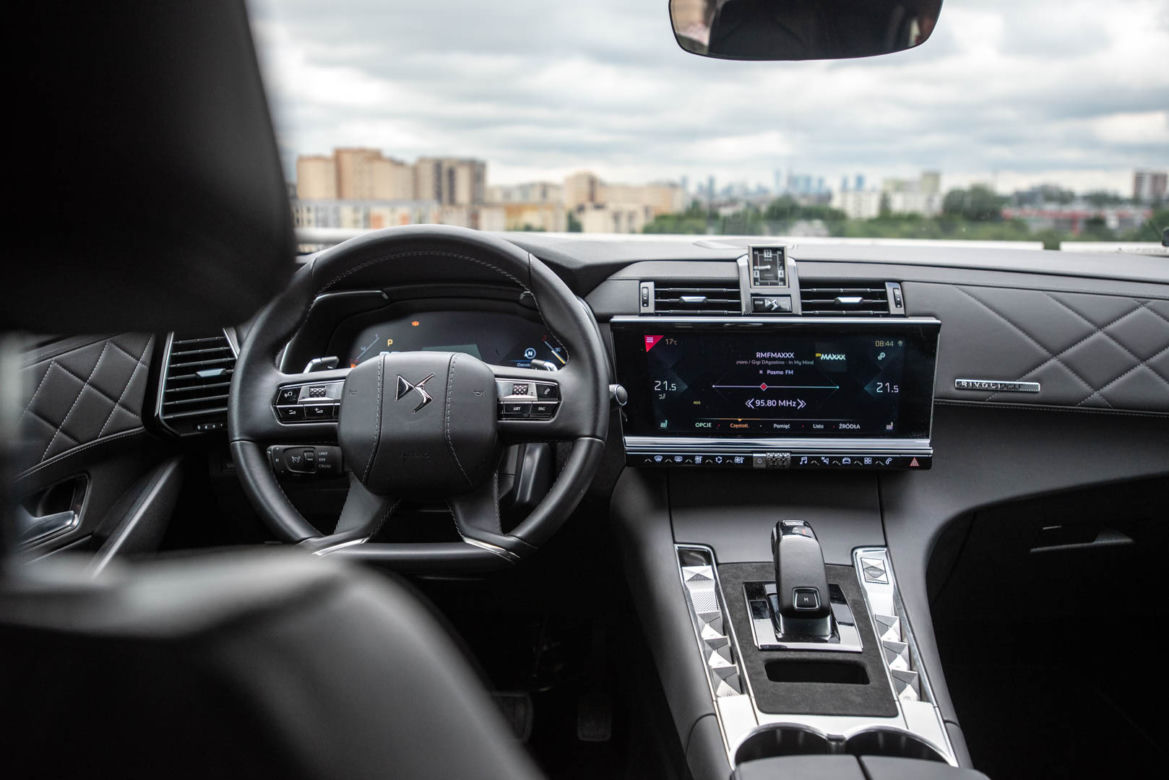 DS 7 Crossback So Chic Rivoli 1.6 PureTech 225 KM EAT8