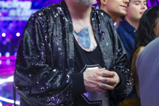 Tak na początku kariery wyglądał Piotr Kędzierski. Dziś trudno go rozpoznać na starych zdjęciach