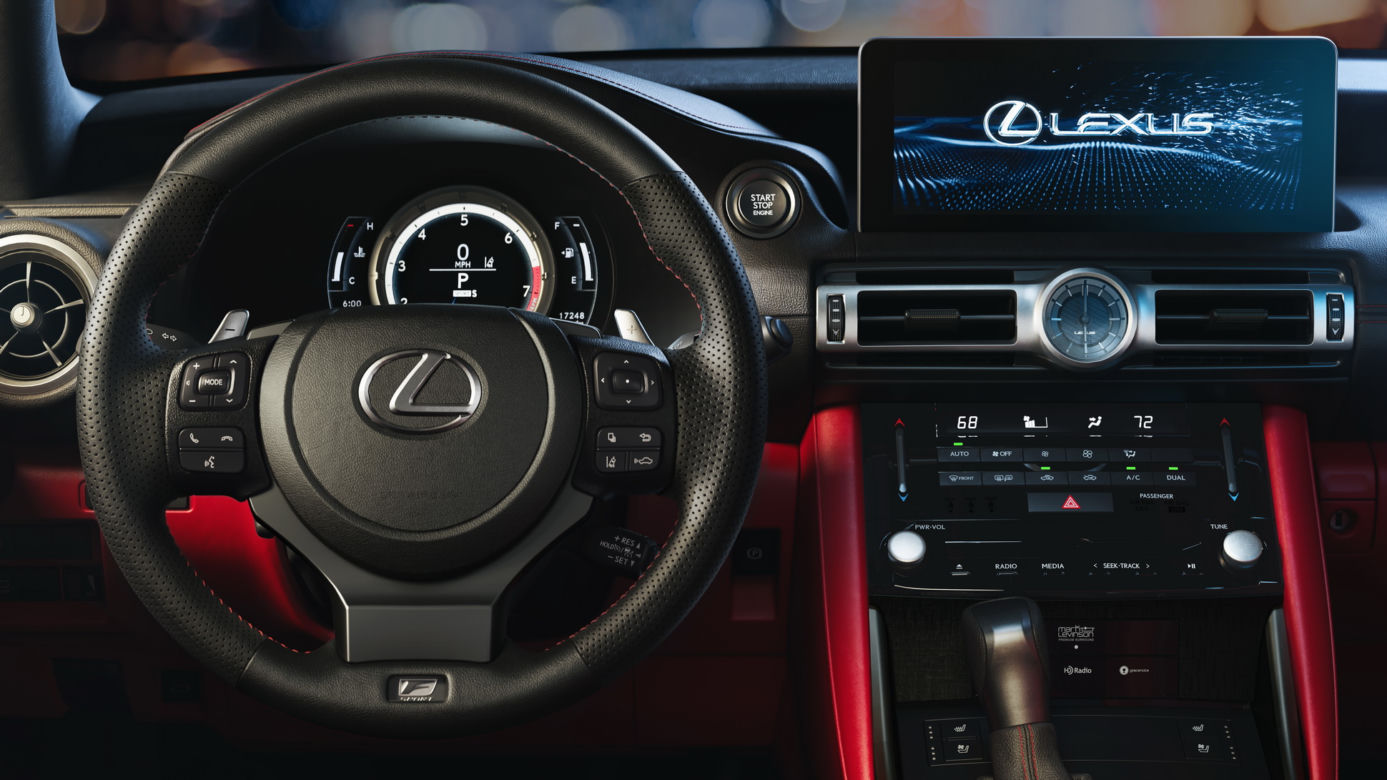 2021 Lexus IS