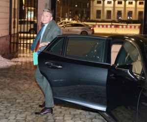 Afera przed IO. Piesiewicz i Małysz przyjechali do ministra sportu