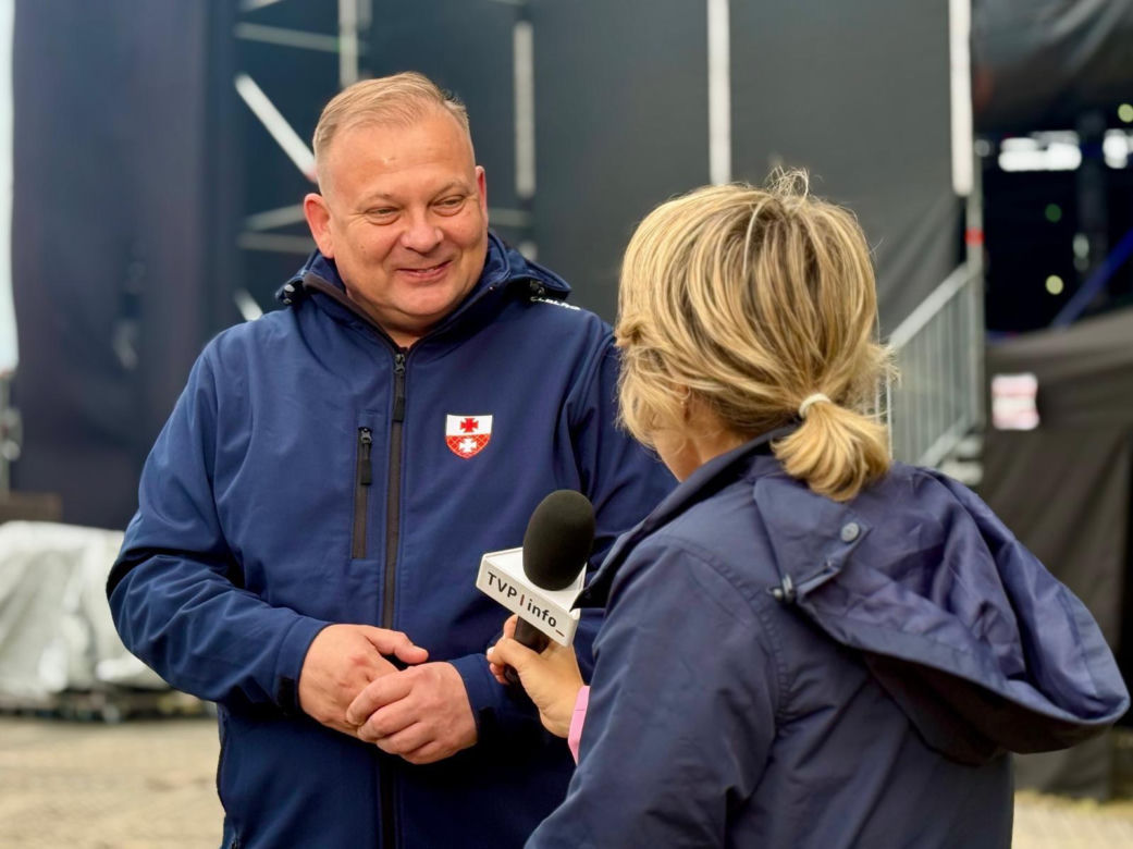 Wakacyjna Trasa Dwójki w Elblągu. Pogoda im niestraszna. Tłumy na koncertach!