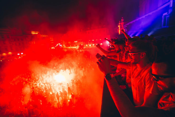 Tłumy kibiców na fecie Wisły Kraków po awansie do Ekstraklasy. Znajdź się na zdjęciach!