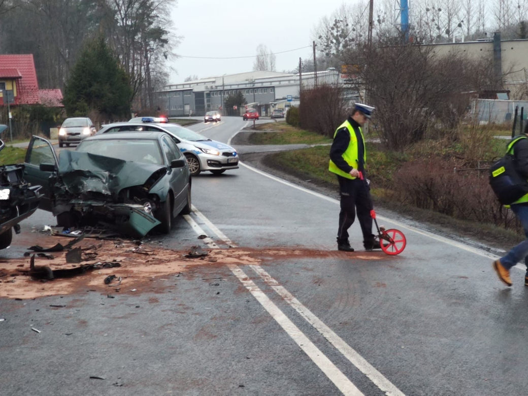 Wypadek pod Ostródą [ZOBACZ ZDJĘCIA]
