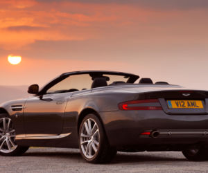 Aston Marin DB9 Volante
