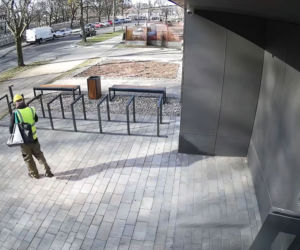 Parszywi złodzieje okradli Ukrainki na 65 tysięcy złotych! Czy to oni? Szuka ich policja!