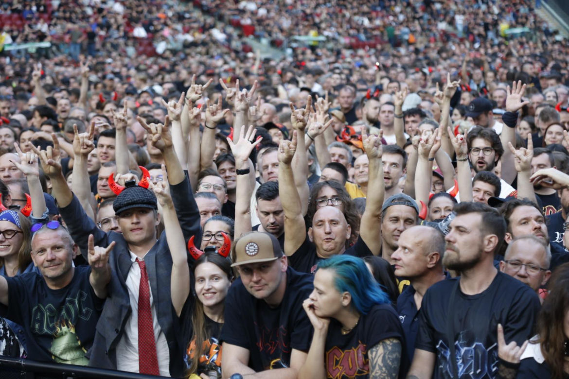 Koncert AC/DC w Warszawie (4.07.2025) - część druga. Organizatorem koncertu jest Live Nation