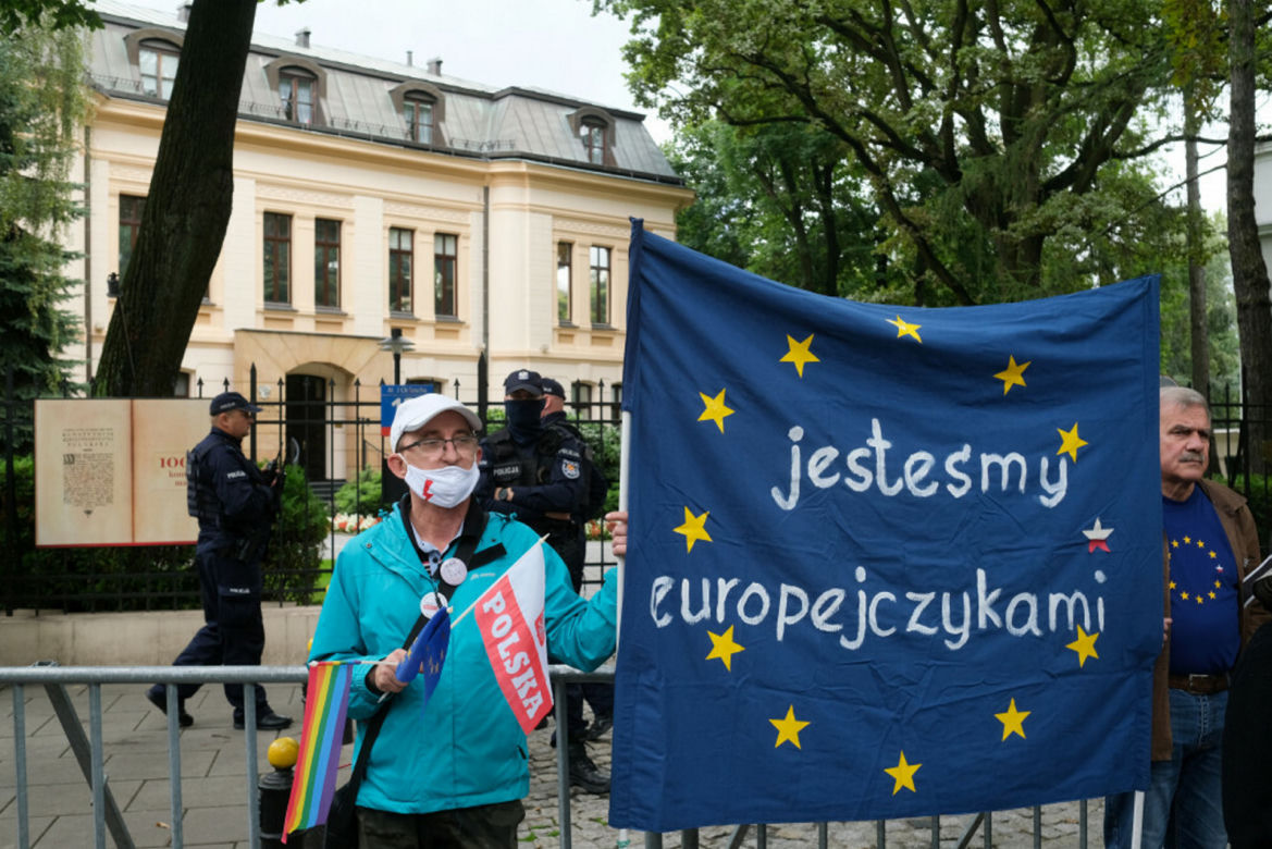 Trybunał konstytucyjny podzielił Polskę
