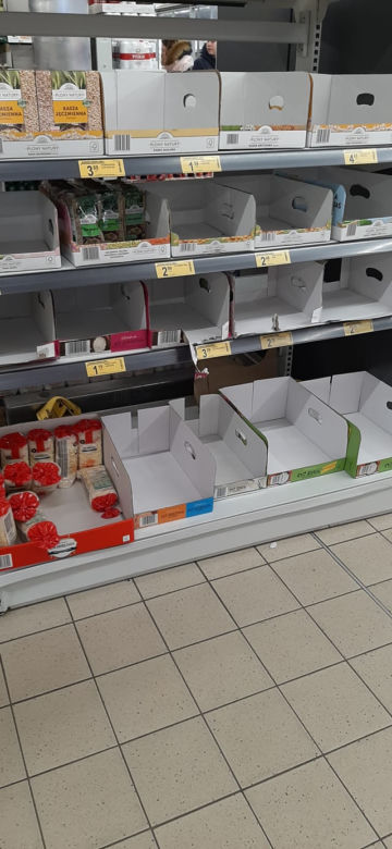Panika w Białymstoku? Markety oblężone. Dzikie tłumy na zakupach [ZDJĘCIA]