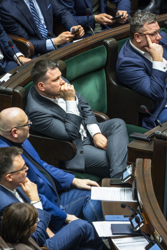 Sławomir Mentzen na zakupach w galerii