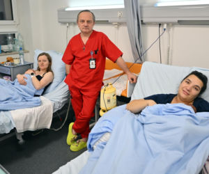 Pan Grzegorz to pierwszy położny w Polsce! Zdradza, jak oszukał system, by pomagać rodzącym kobietom