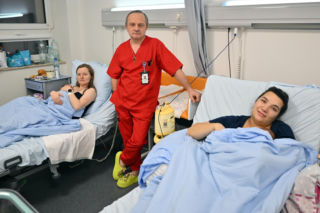 Pan Grzegorz to pierwszy położny w Polsce! Zdradza, jak oszukał system, by pomagać rodzącym kobietom