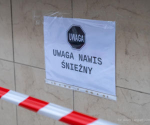 W Rzeszowie trwa walka z zimą. Ważny apel do właścicieli budynków