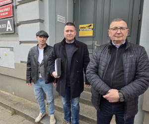 2311 trzebniczan za referendum. Podpisy mieszkańców trafiły do komisarza wyborczego