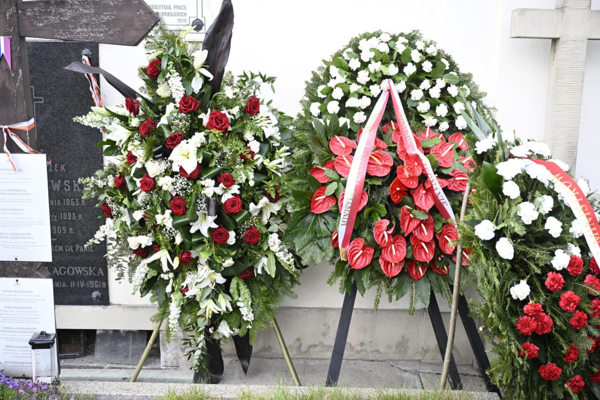 Grób Andrzeja Olechowskiego
