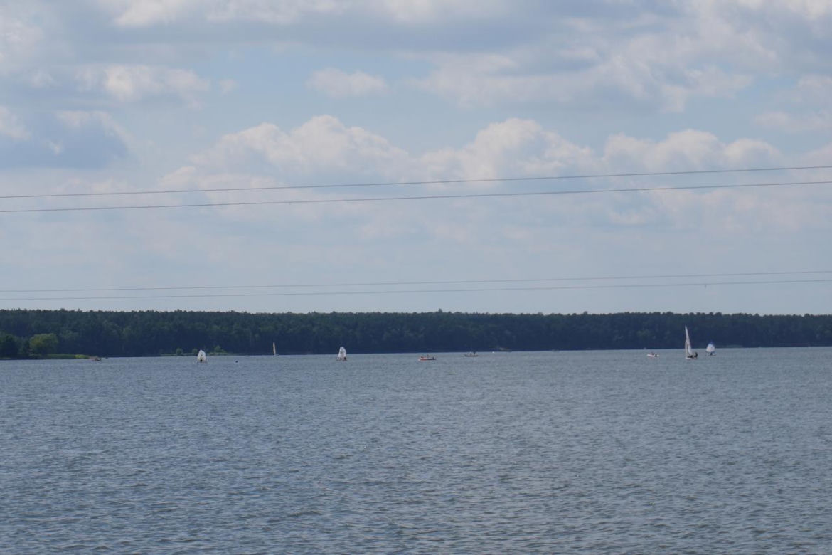 Lublinianie ruszyli nad Zalew Zemborzycki. Tak spędzili pierwszy weekend wakacji nad "lubelskim morzem"