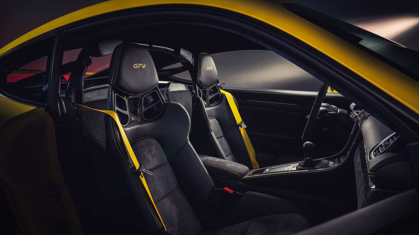Porsche 718 Spyder i 718 Cayman GT4 z 4-litrowym bokserem