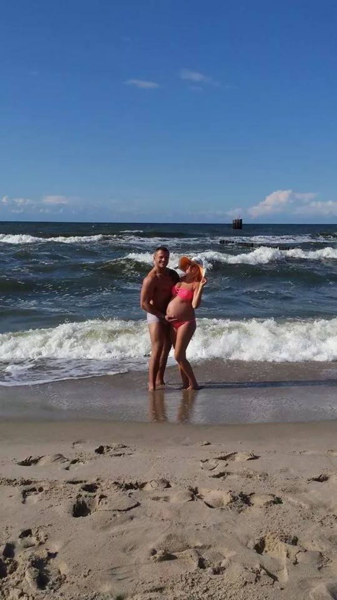 Eliza z Warsaw Shore pokazuje brzuszek!