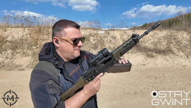 Karabin SIG 553 - niezawodność Kałasznikowa w szwajcarskim wydaniu
