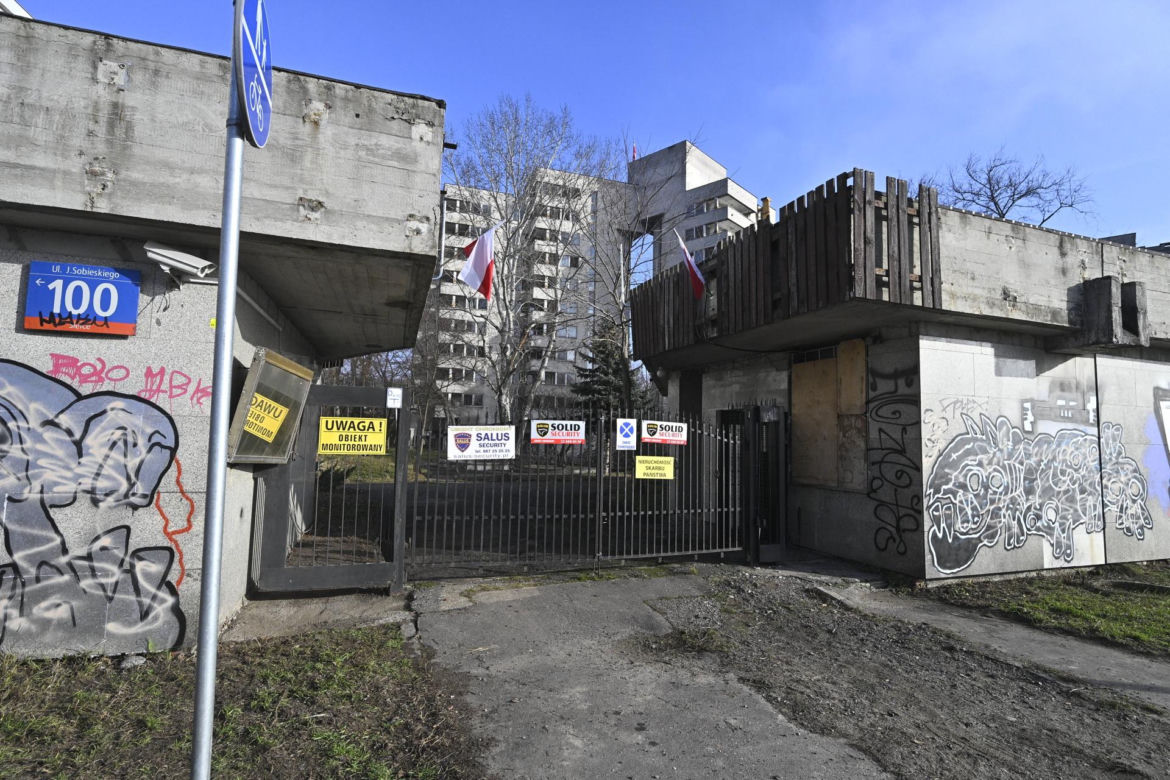 Prezydent i wojewoda zdradzili plany na odebrane Rosjanom osiedle przy Sobieskiego