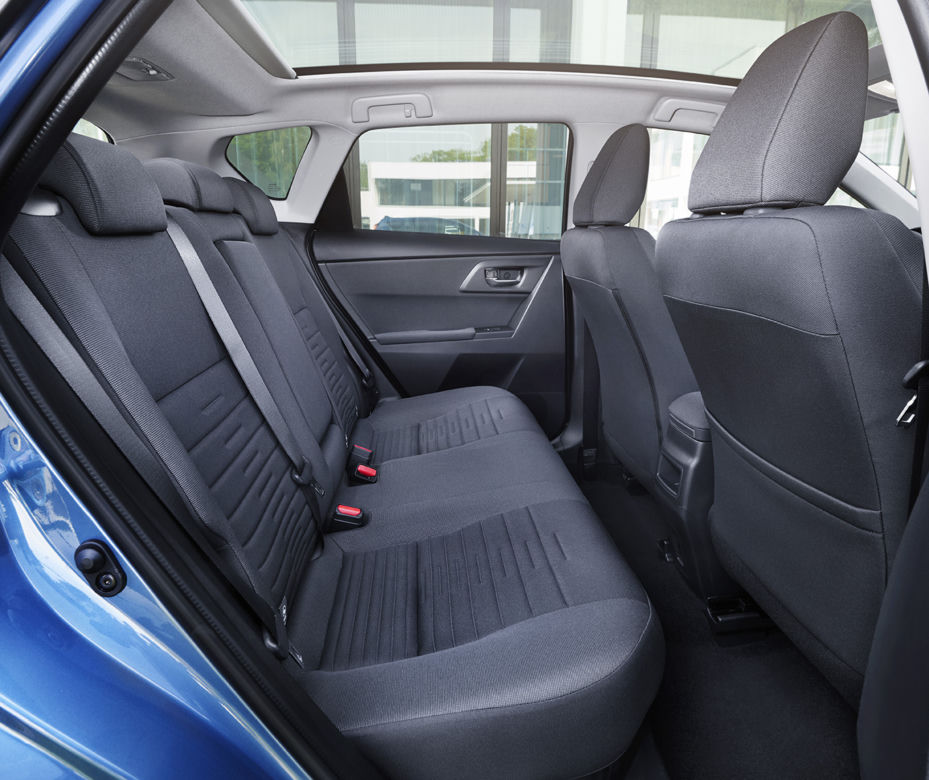 2015 Toyota Auris facelifting