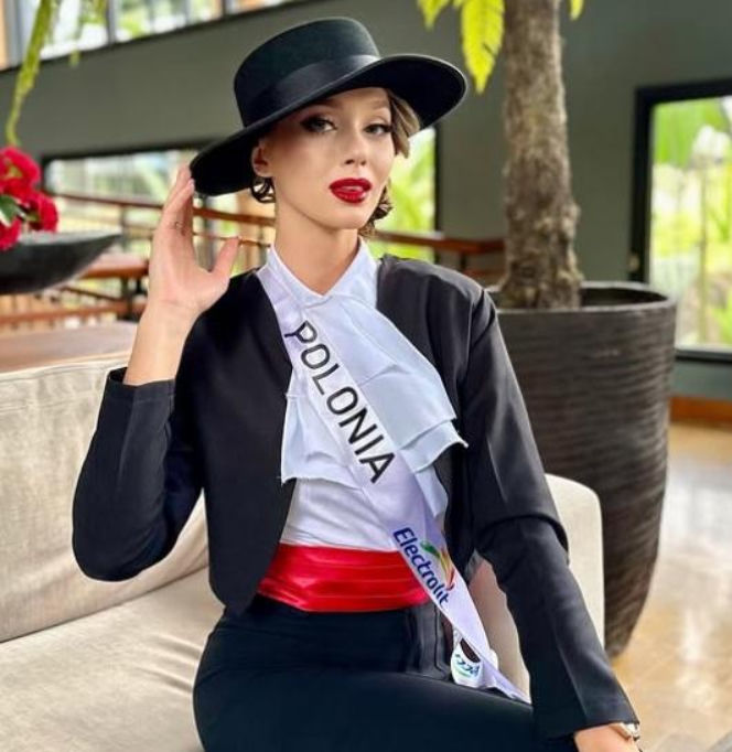 Aleksandra Klepaczka, miss i reporterka Ekstraklasy