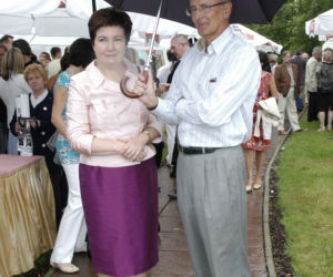 Hanna Gronkiewicz-Waltz zachwyca na zdjęciu sprzed lat! Wygląda niczym gwiazda kina lat 70.