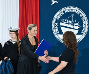 Barbara Nowacka na koniec roku szkolnego pojechała do Darłowa