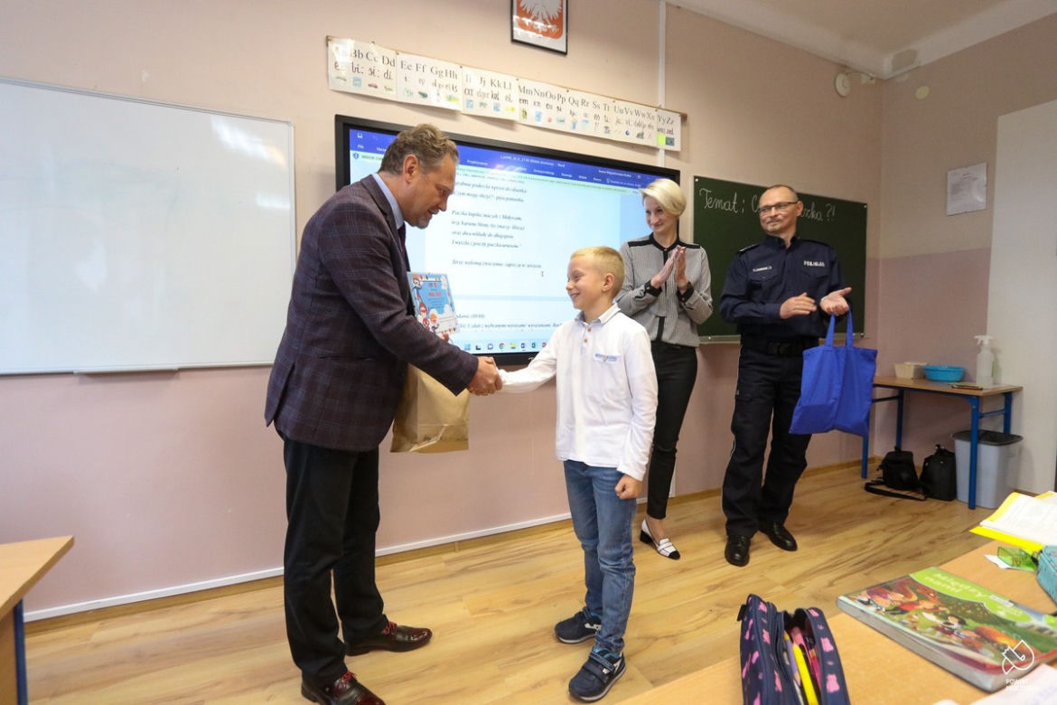 Paweł Jacek z Goczałkowic-Zdroju oddał znalezione 10 tys. złotych właścicielowi