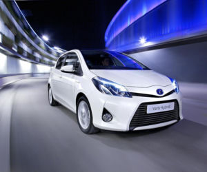 TOYOTA YARIS HYBRID