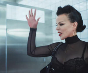 Debi Mazar