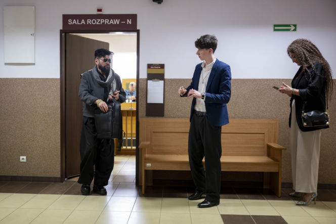 Krzysztof Rutkowski, Aleksander Zych i Natasha Zych w sądzie. Chodzi o alimenty