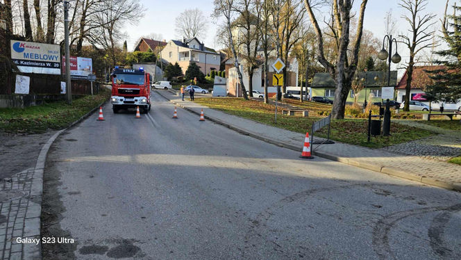 Groźny niewybuch w centrum Tuchowa. Na miejce wezwano saperów