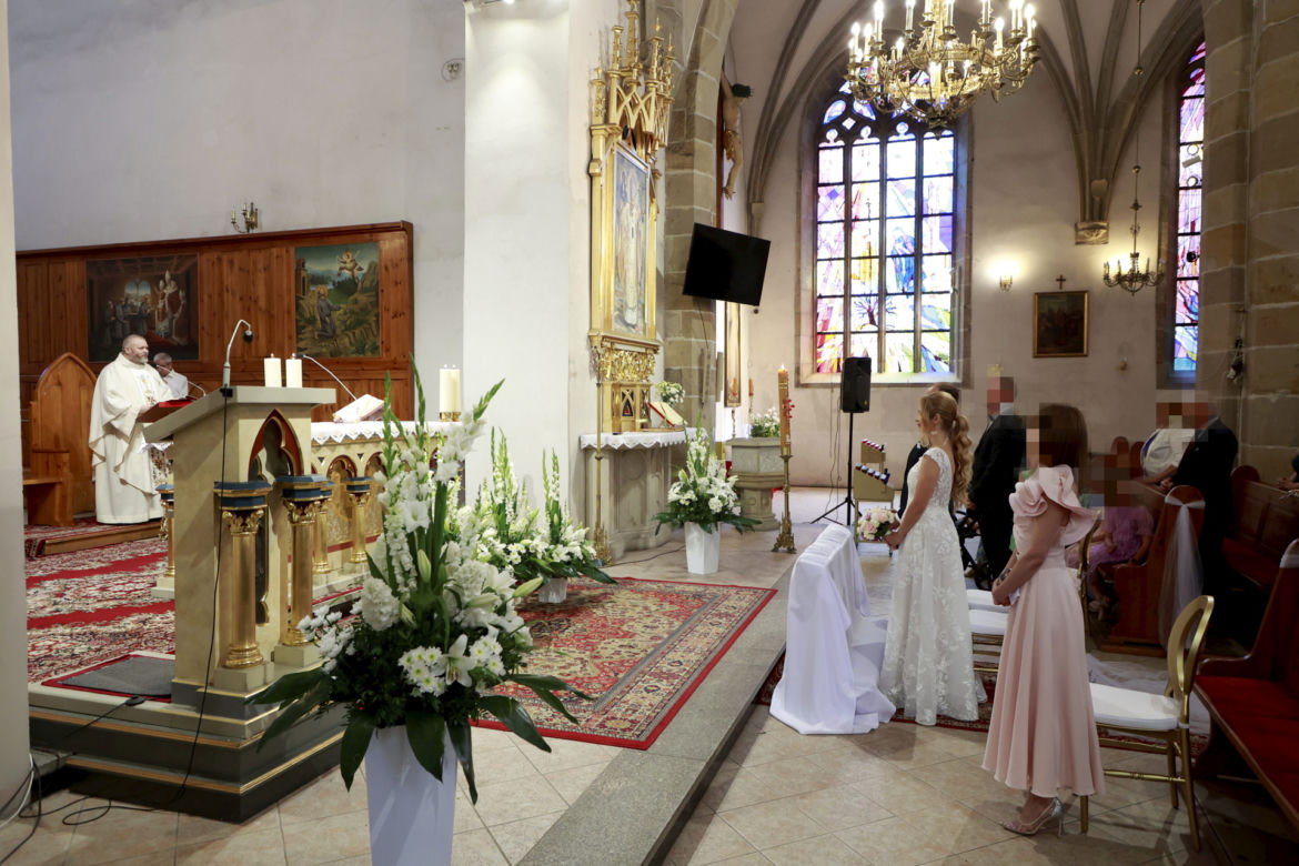 Marta Paszkin i Paweł Bodzianny z "Rolnik szuka żony" wzięli ślub kościelny! Piękna uroczystość