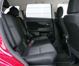Mitsubishi Outlander 2.2 DID 6AT 4WD Intense Plus