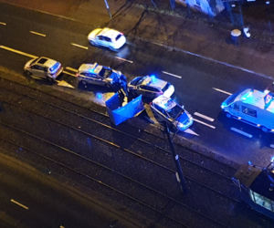 Zwłoki przy torach. Poważne utrudnienia na Mogilskiej. Nie jeżdżą tramwaje